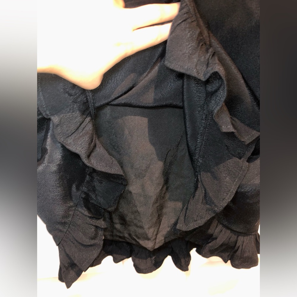 BNWT Dynamite Black Long Sleeve Dress with Ruffle Hem - XXS - Picture 7 of 16